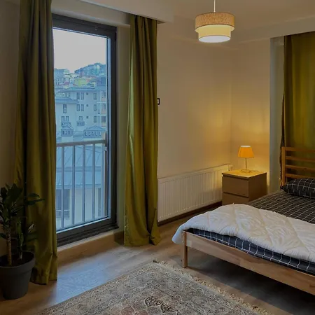 10 Mins To Takism - New Modern Flat Apartman Isztambul