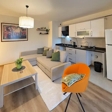Lägenhet 10 Mins To Takism - New Modern Flat *